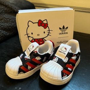 ADIDAS x Hello Kitty Baby Superstars